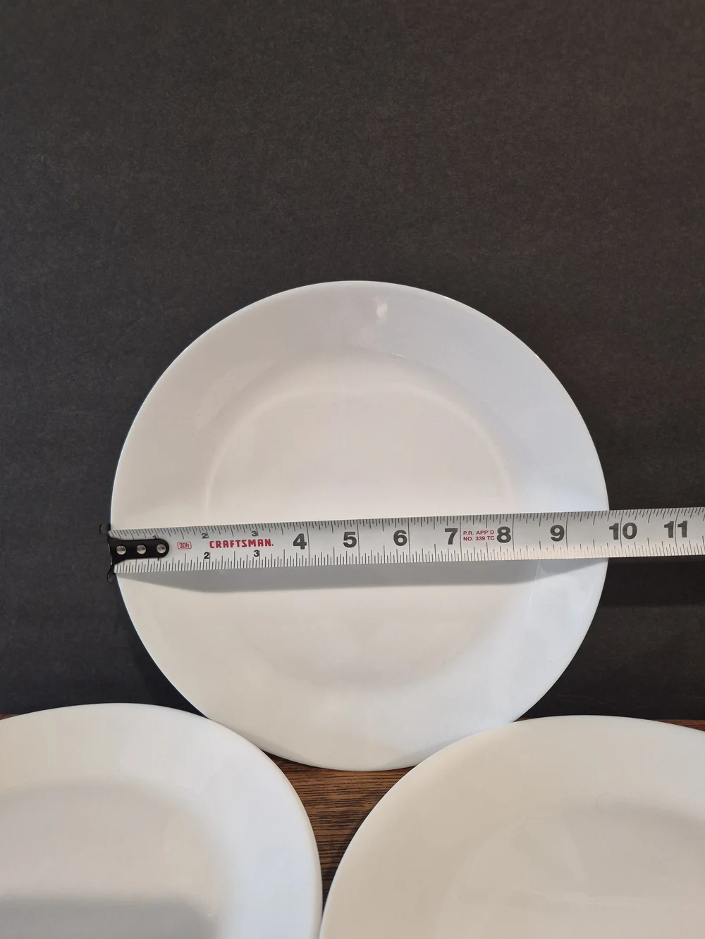 White Ceramic Dinner Plates – 7-Pack